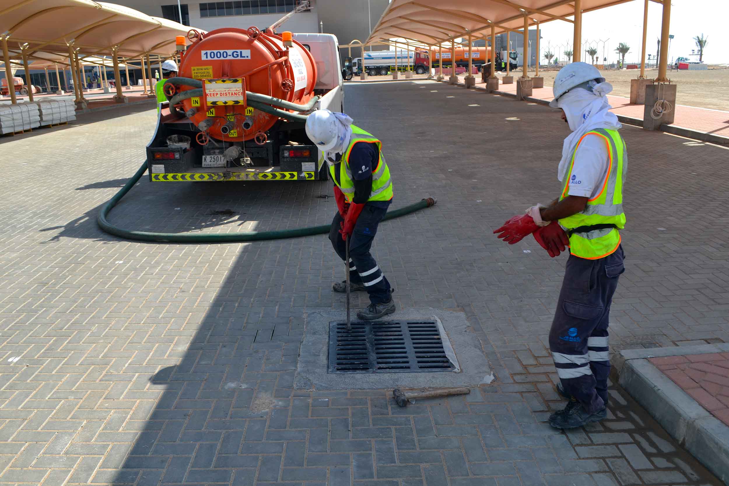 Al-Shams-Cofely-Besix-high-pressure-jetting-Reem-Island-Abu-Dhabi-UAE-5