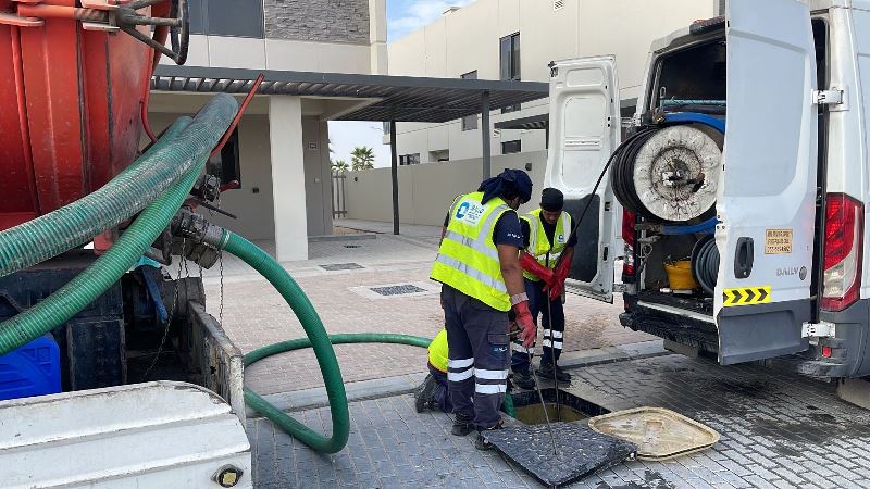 high pressure jet cleaning